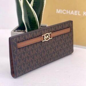 MICHAEL KORS Reed Long Snap Wallet NWT